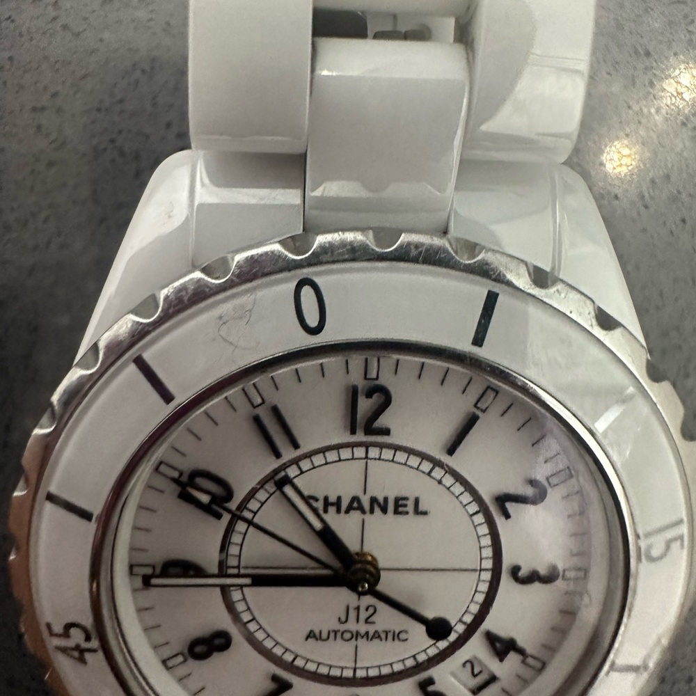 Chanel watch - Picture 6 of 12